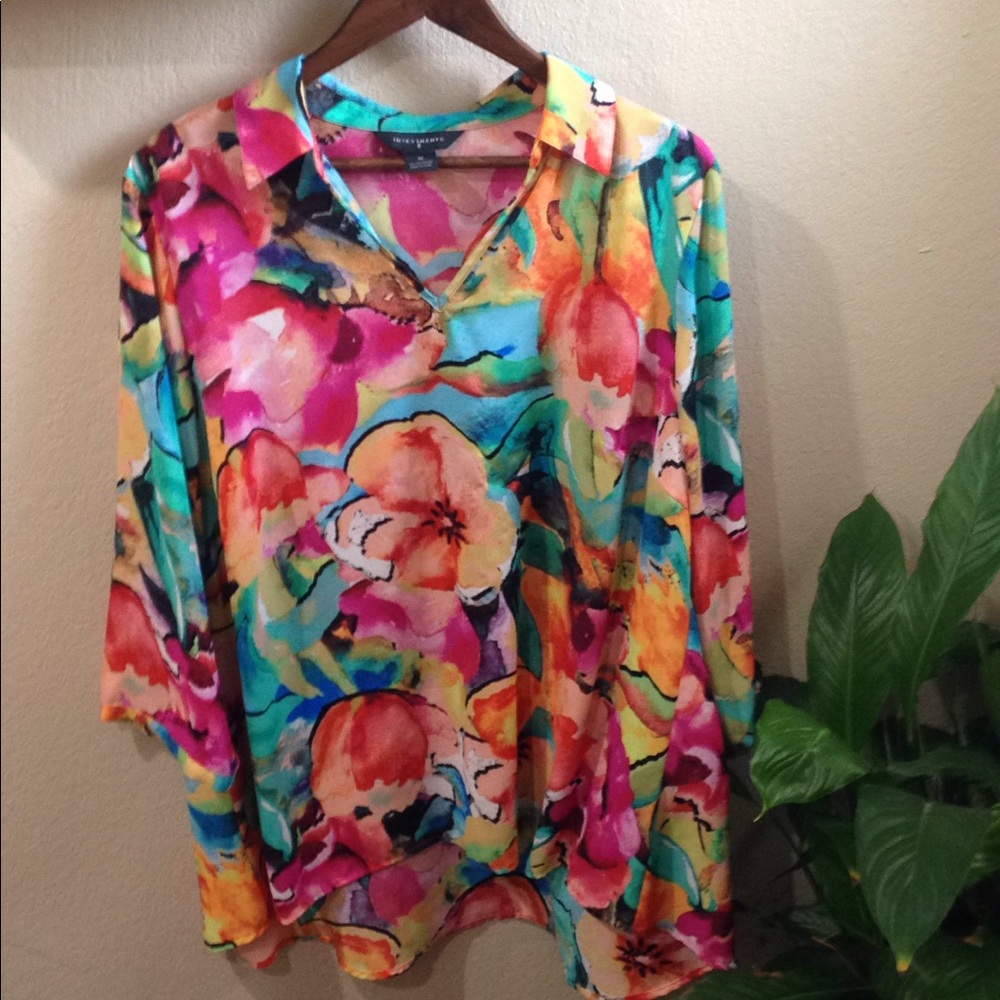 Investments Floral Tunic Blouse EUC Size 1X